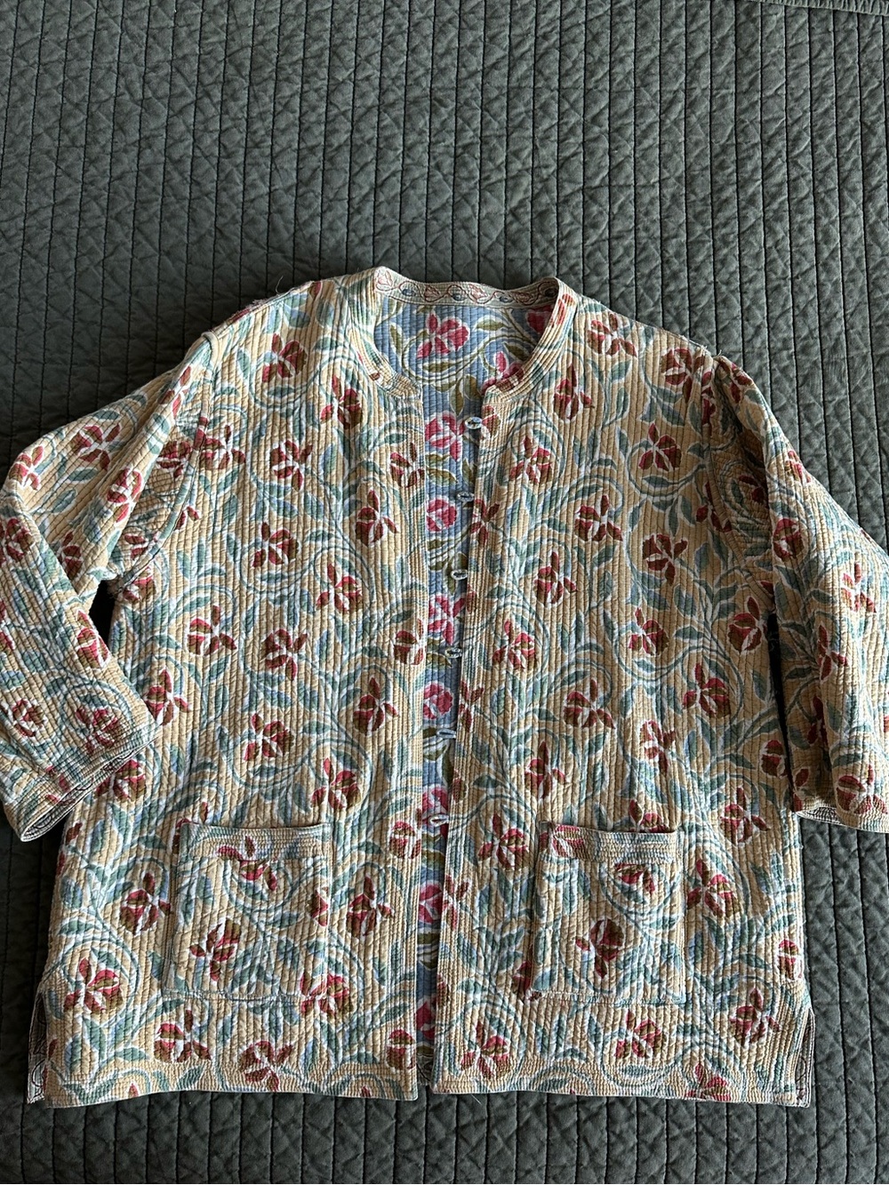 Handmade Quilted Jacket - Picture 2 of 4